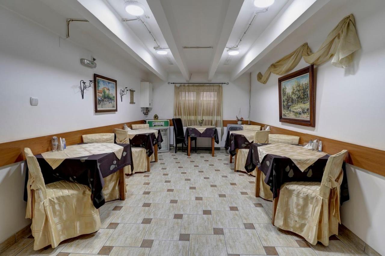 לסקובץ Hotel Perla Ldm Leskovac מראה חיצוני תמונה