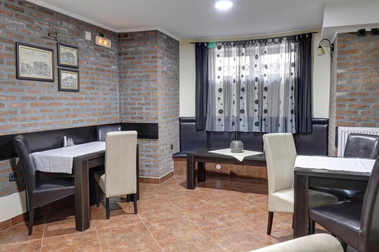 לסקובץ Hotel Perla Ldm Leskovac מראה חיצוני תמונה