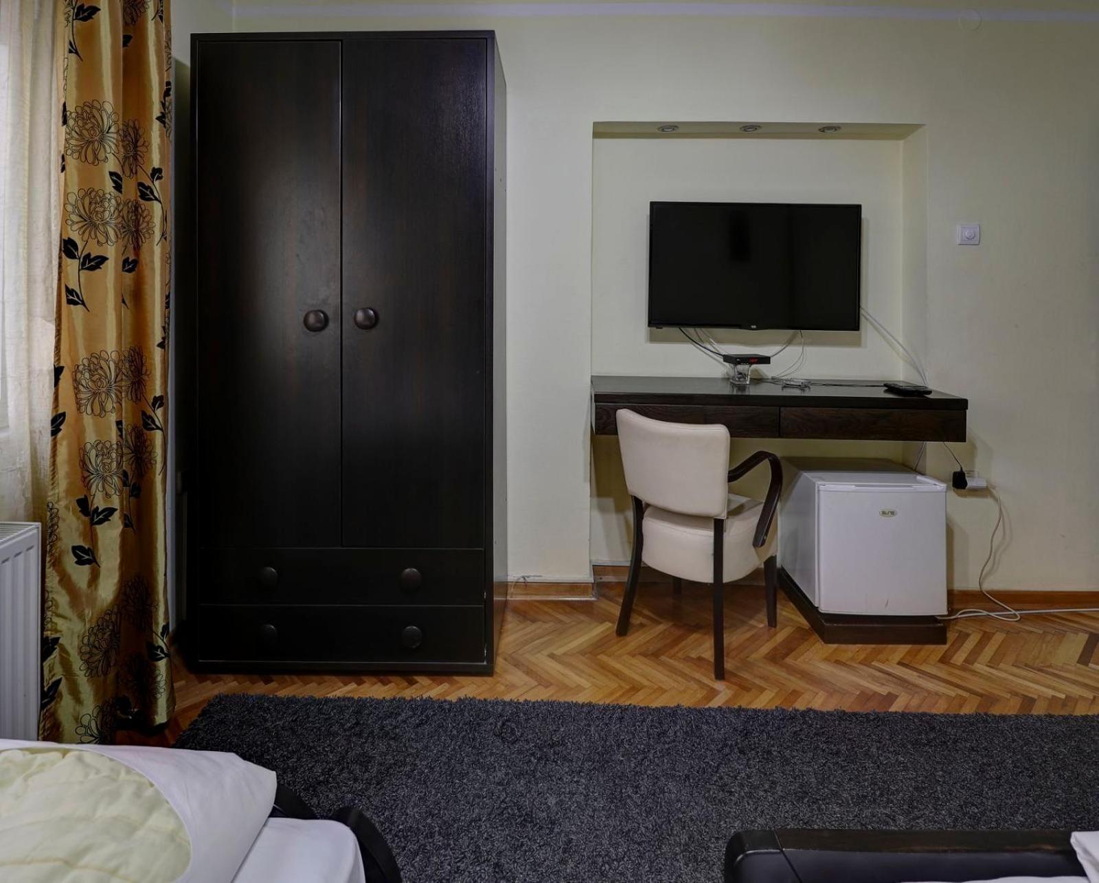לסקובץ Hotel Perla Ldm Leskovac מראה חיצוני תמונה