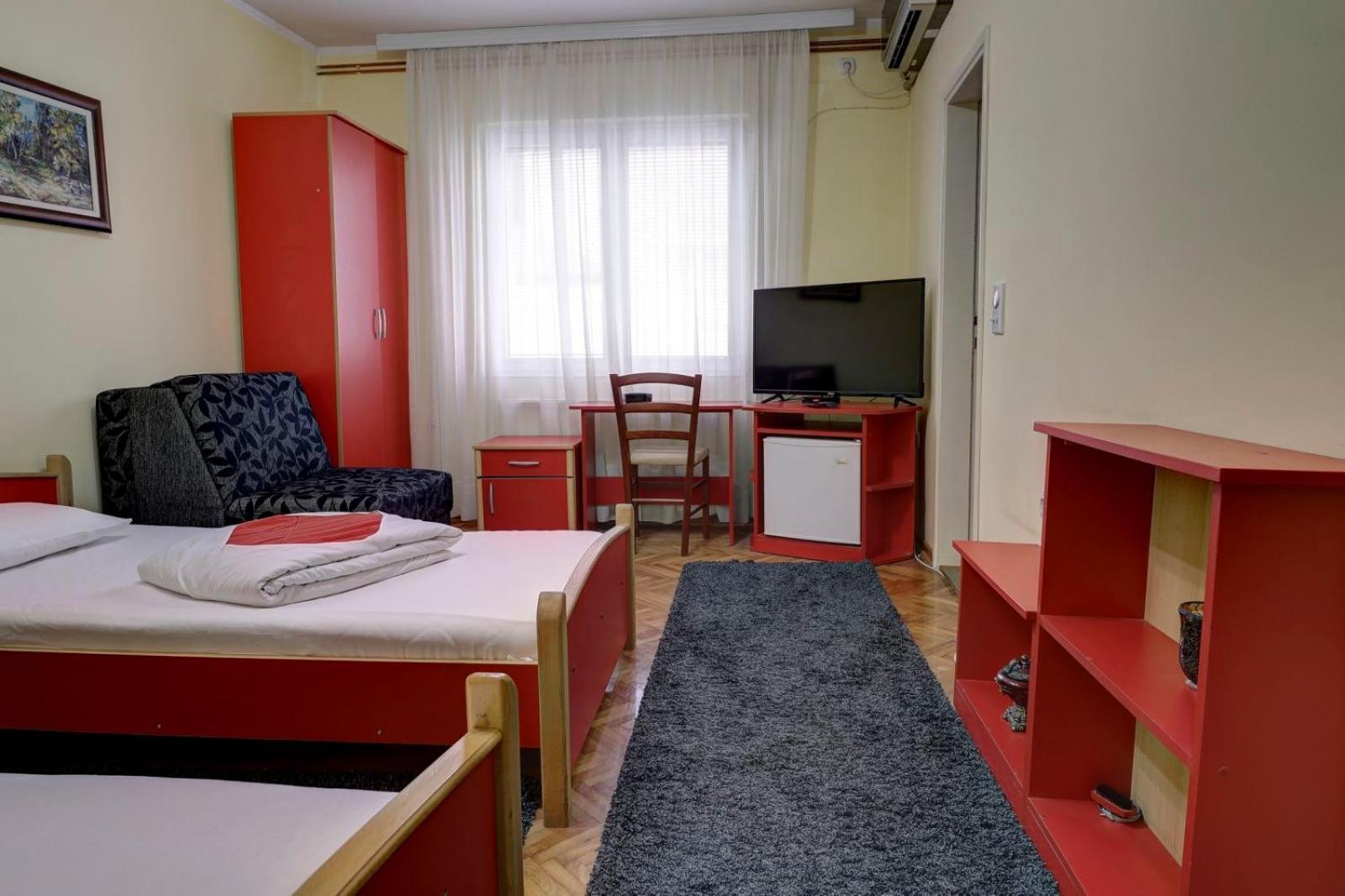 לסקובץ Hotel Perla Ldm Leskovac מראה חיצוני תמונה