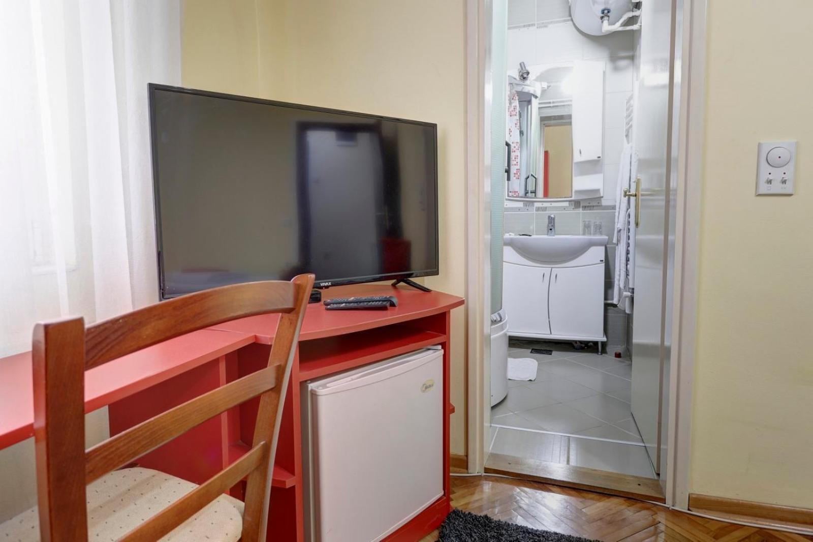 לסקובץ Hotel Perla Ldm Leskovac מראה חיצוני תמונה