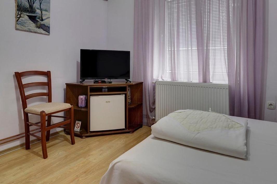 לסקובץ Hotel Perla Ldm Leskovac מראה חיצוני תמונה